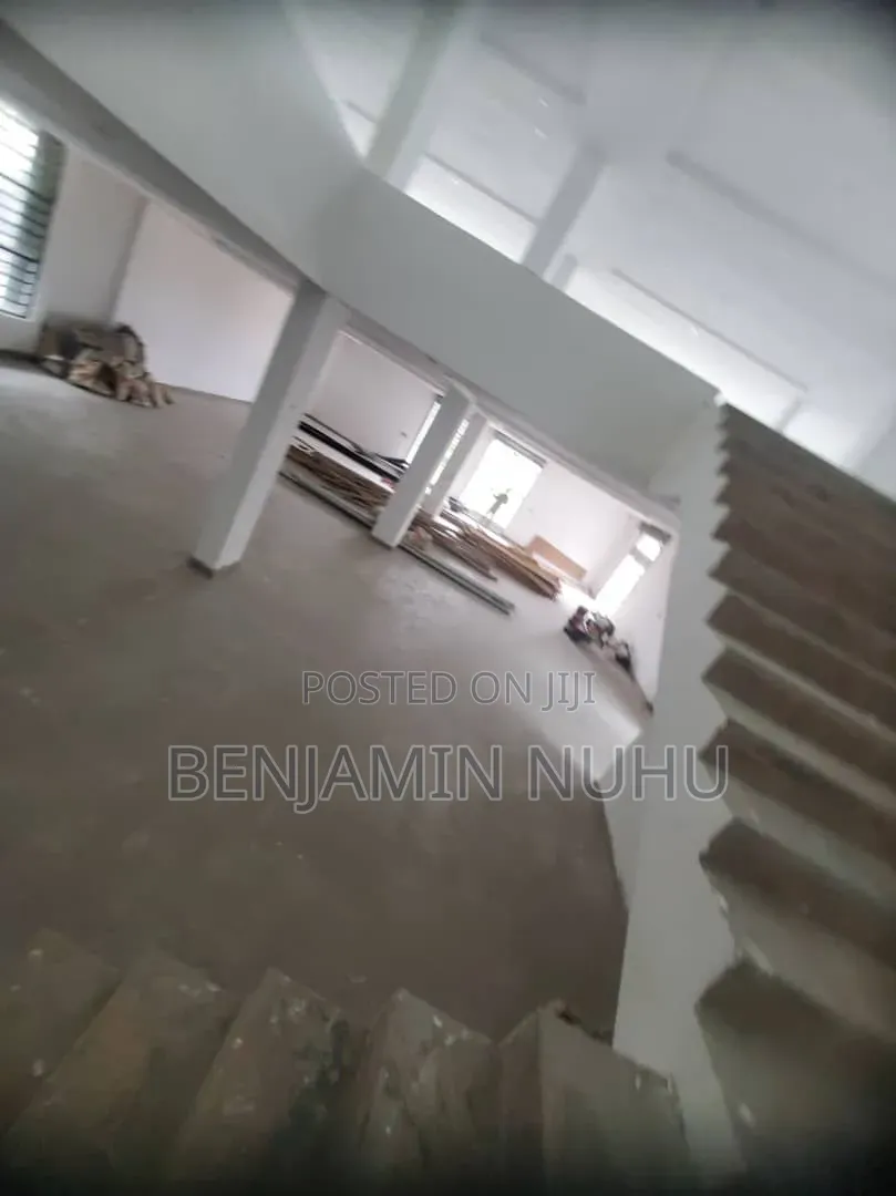 A Massive 1,250sqm Space Good For Every Business