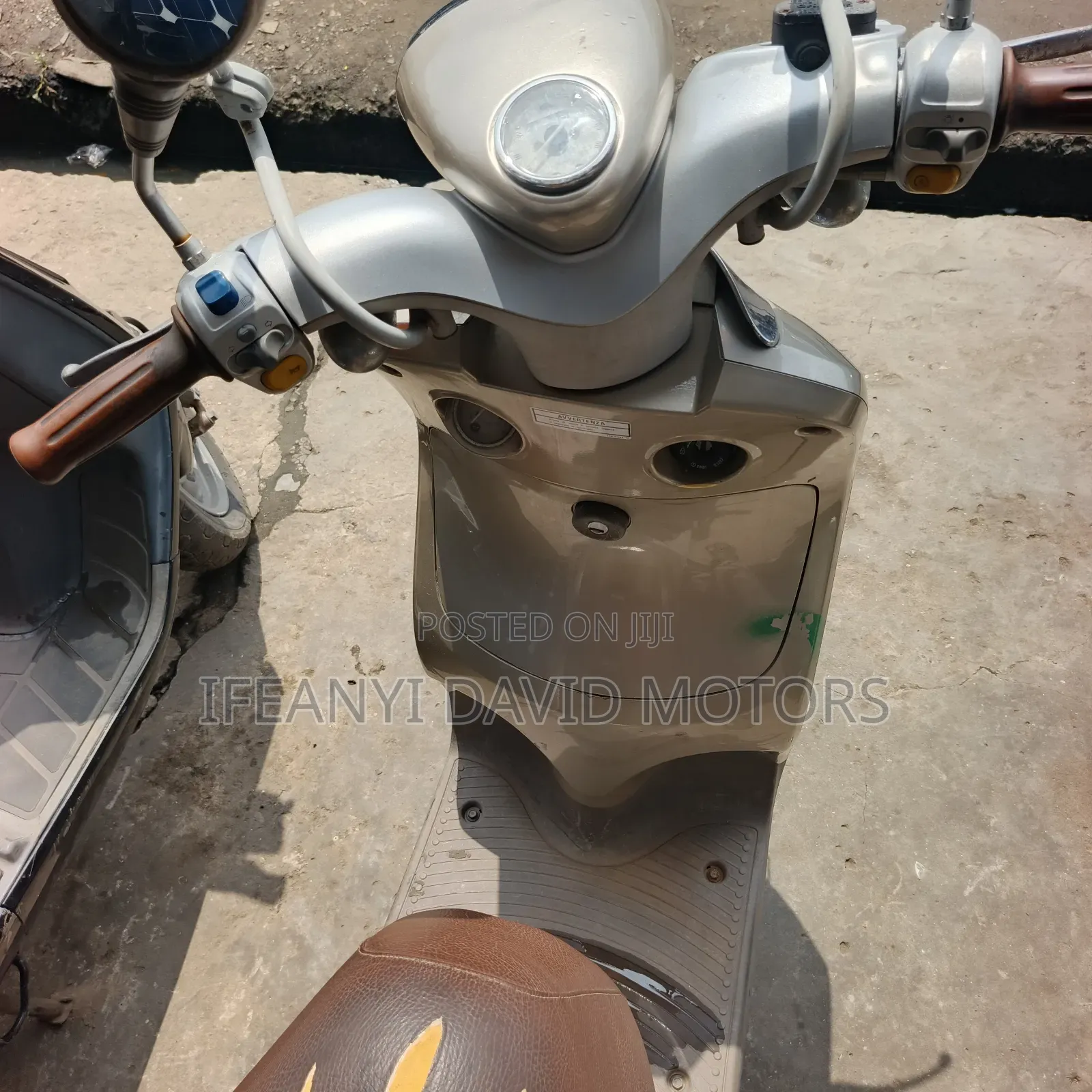 Yamaha 2010 White