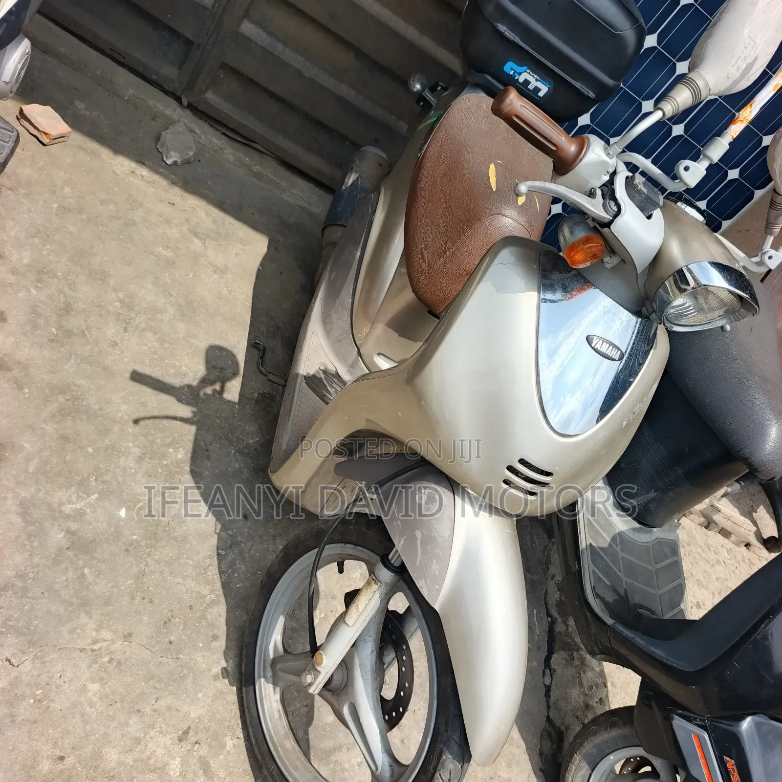Yamaha 2010 White