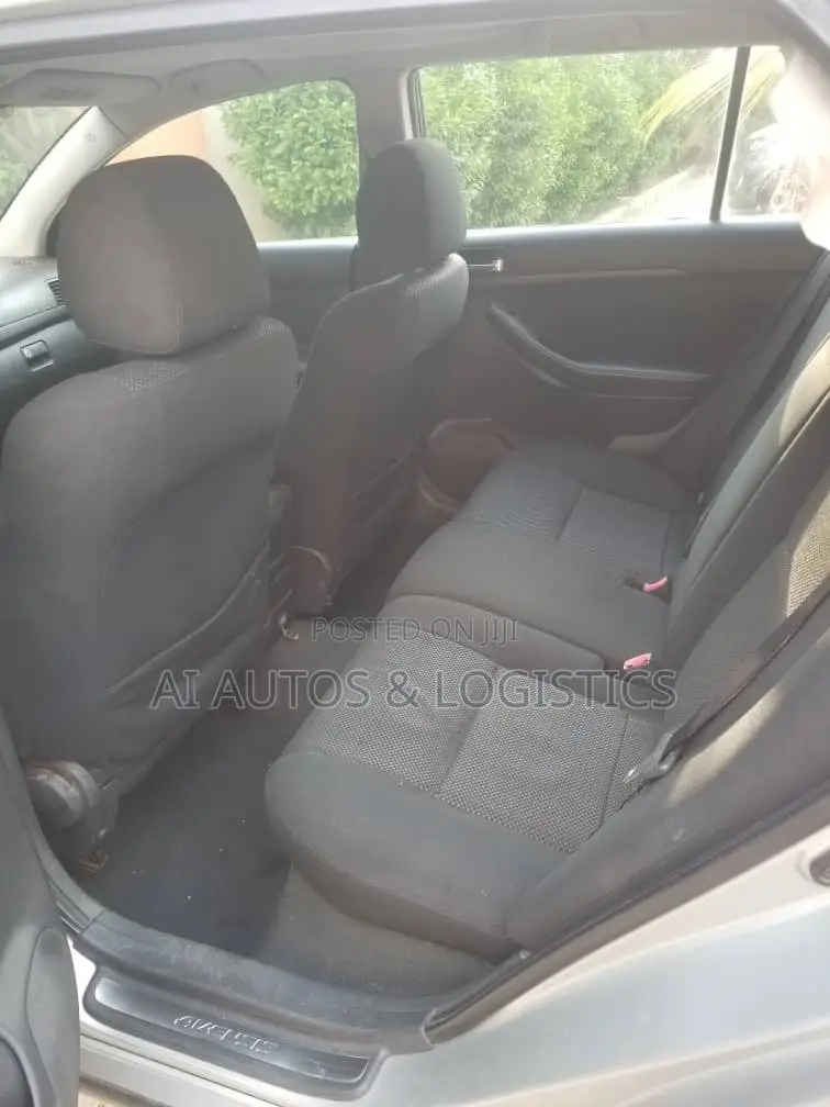 Toyota Avensis Wagon 2005 Silver