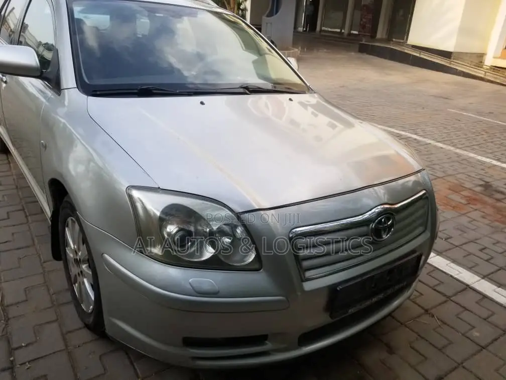 Toyota Avensis Wagon 2005 Silver