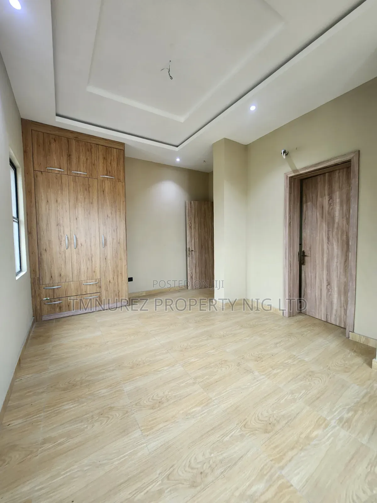 5bdrm Penthouse in Lekki Phase1 for rent