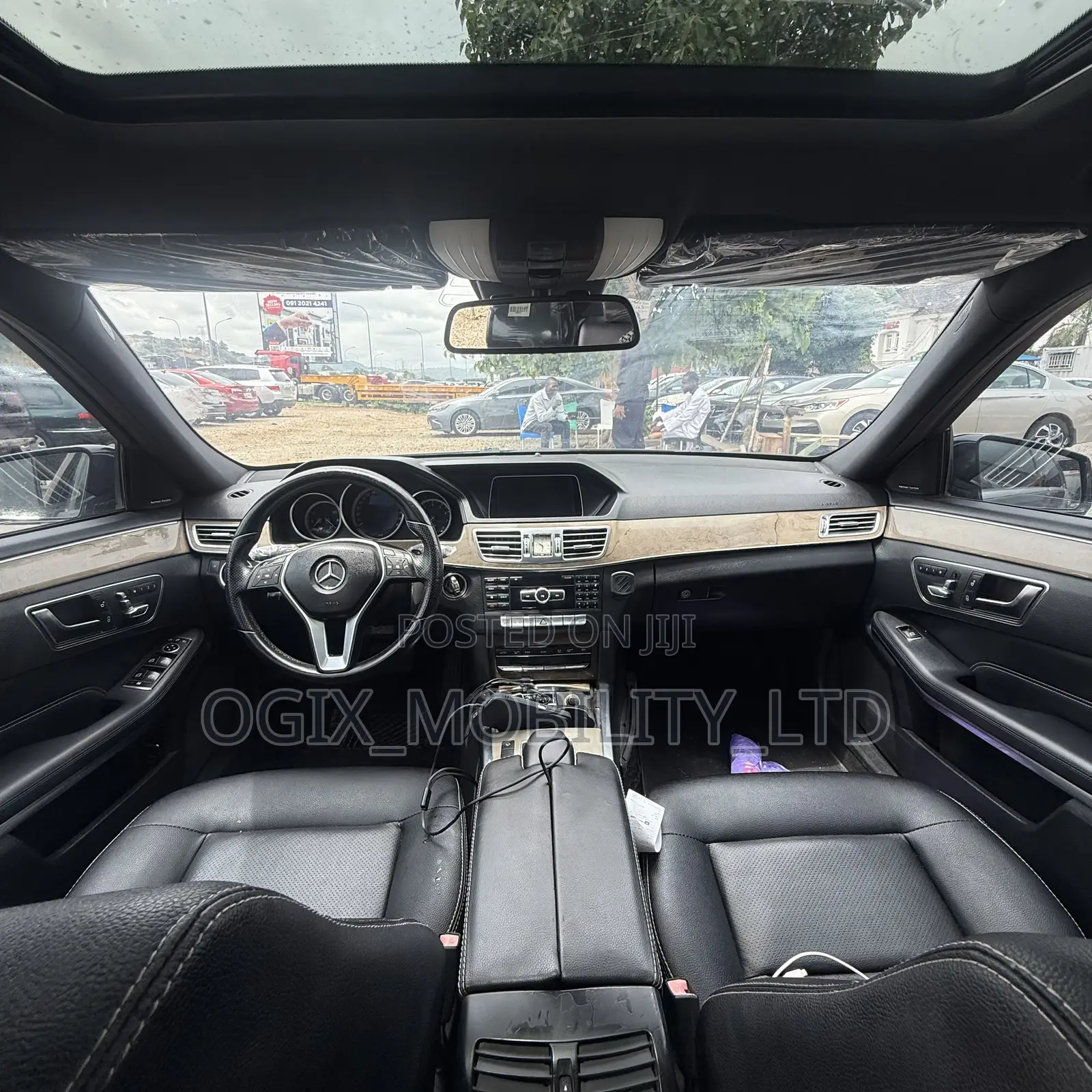 Mercedes-Benz E350 2014 Black