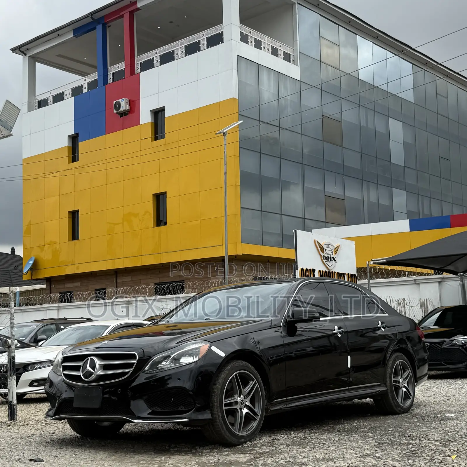 Mercedes-Benz E350 2014 Black
