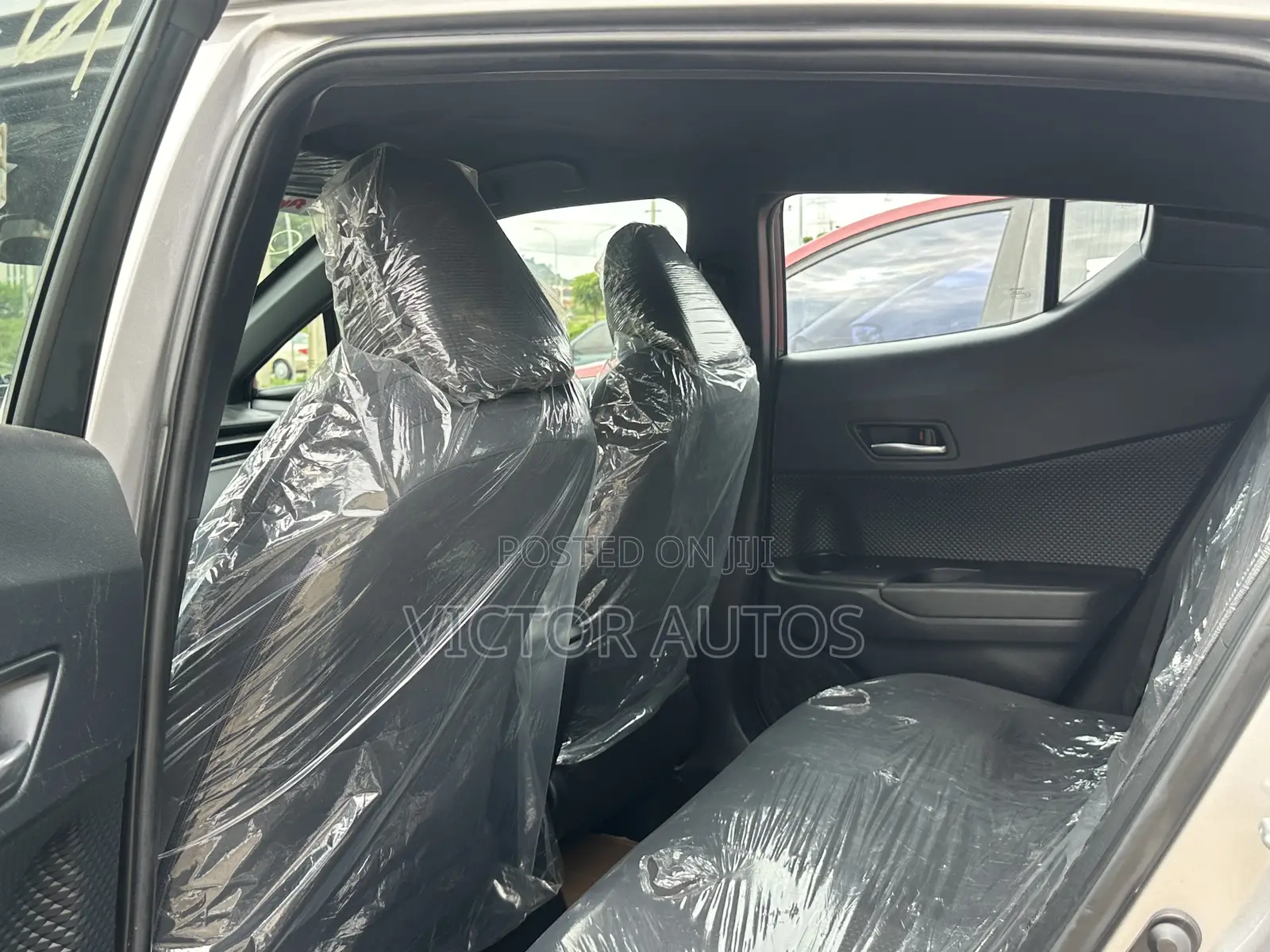 Toyota C-HR 2017 Gray