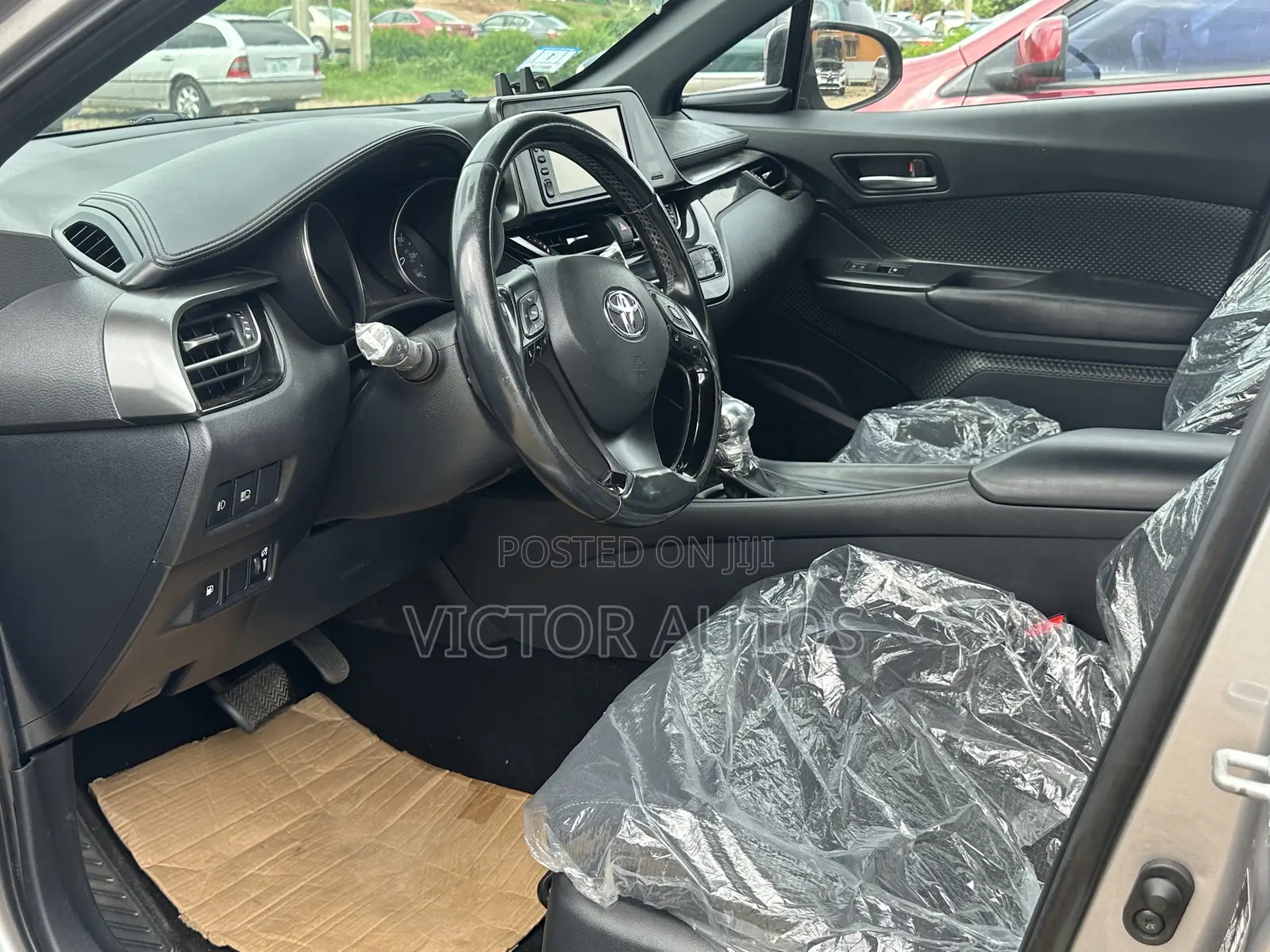 Toyota C-HR 2017 Gray