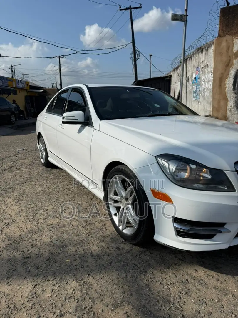 Mercedes-Benz C250 2013 White