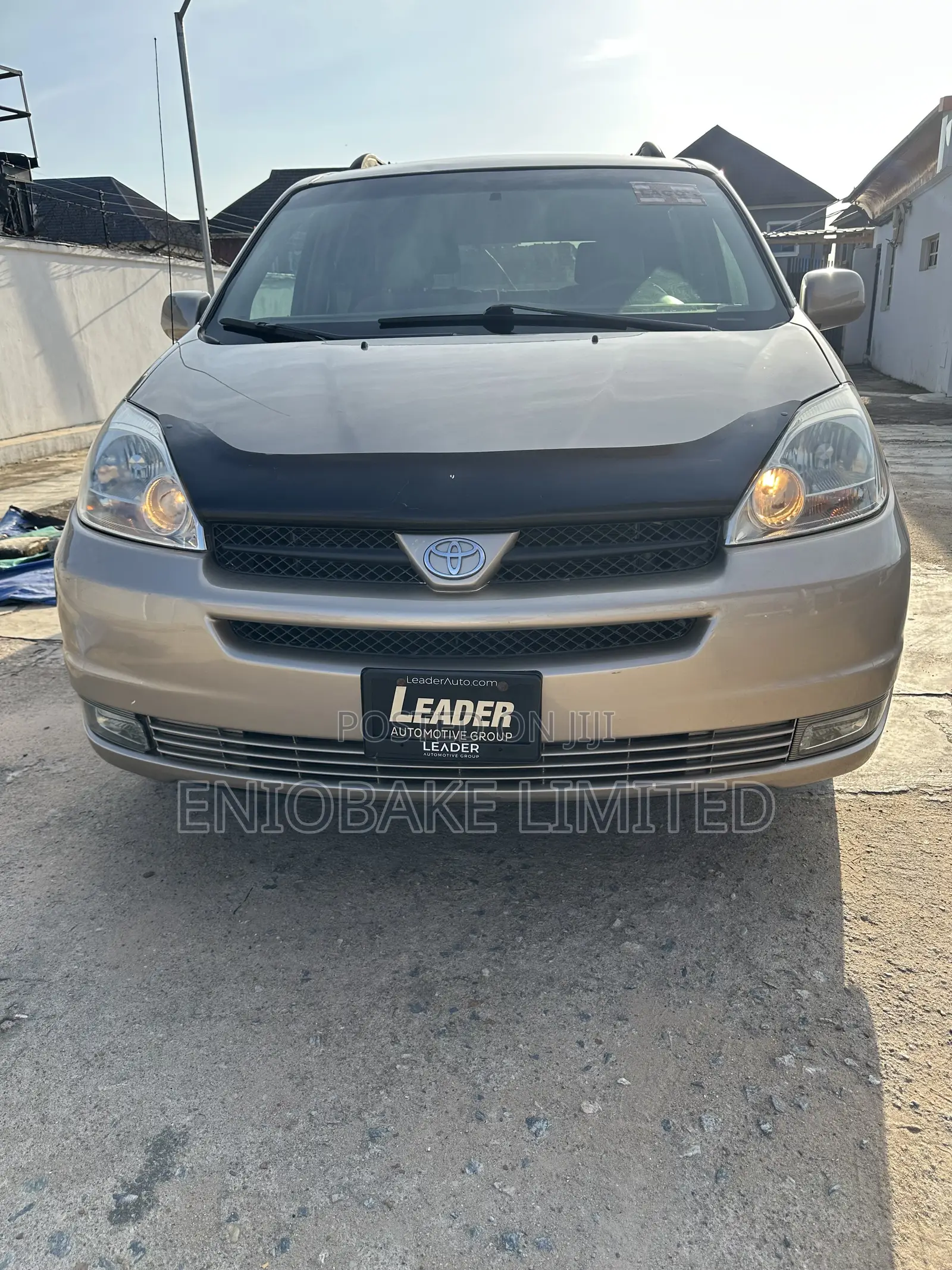 Toyota Sienna 2005 Gold