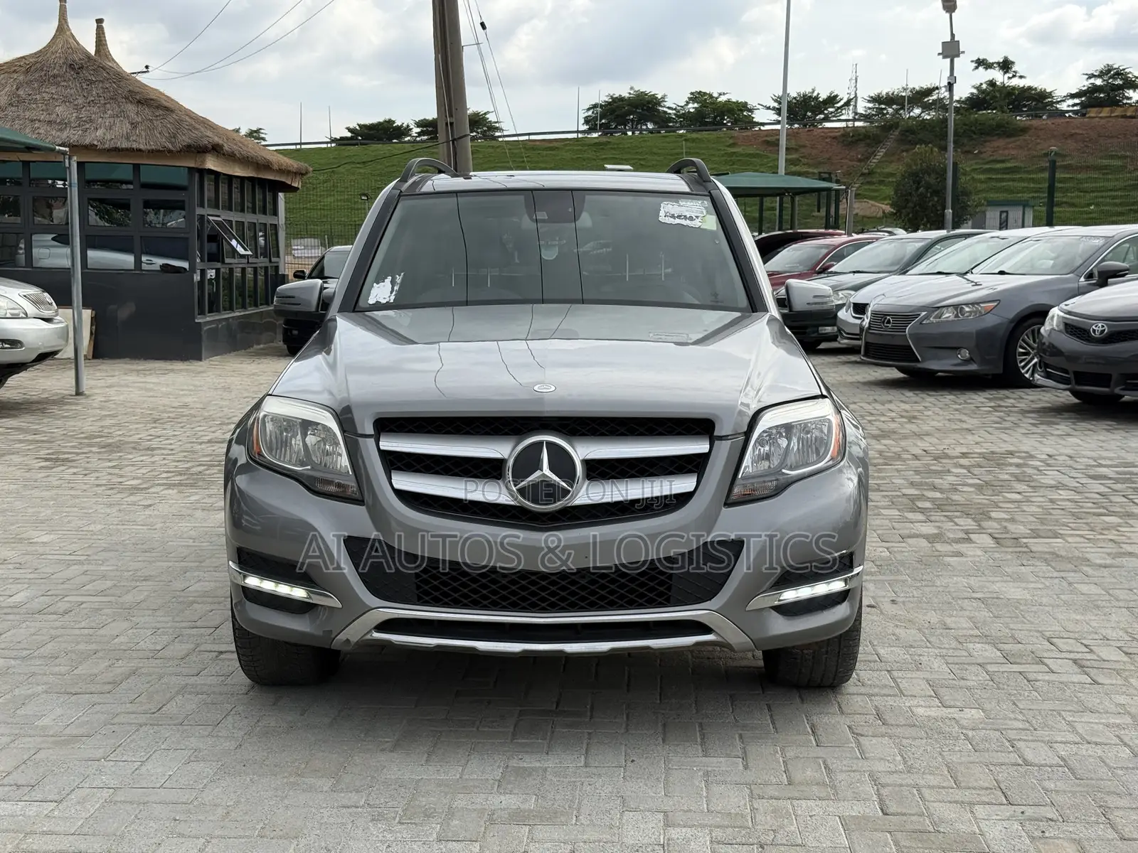 Mercedes-Benz GLK-Class Base GLK 350 4dr AWD 4MATIC (3.5L 6cyl 7A) 2015