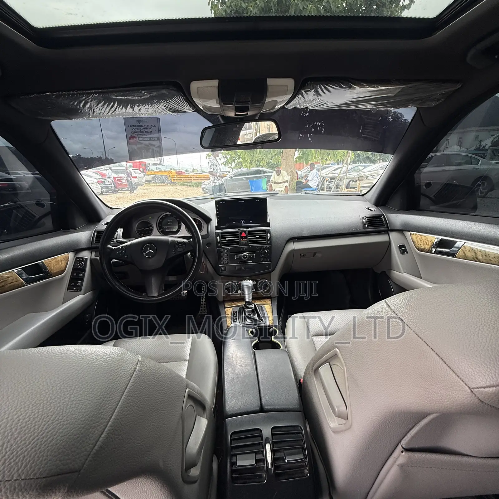 Mercedes-Benz C350 2010 Black