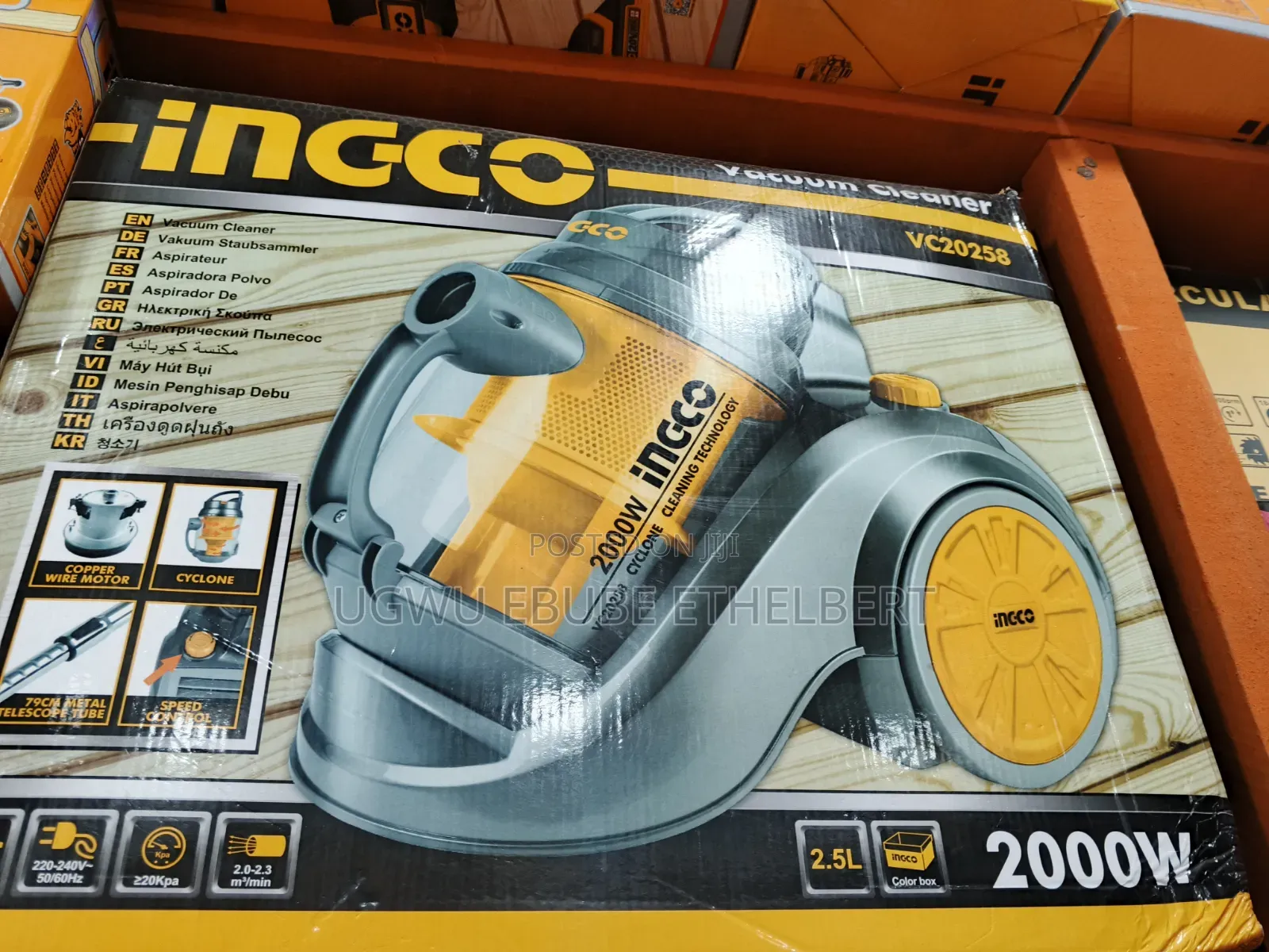 2000w Inc Co Vacuum Cleaner