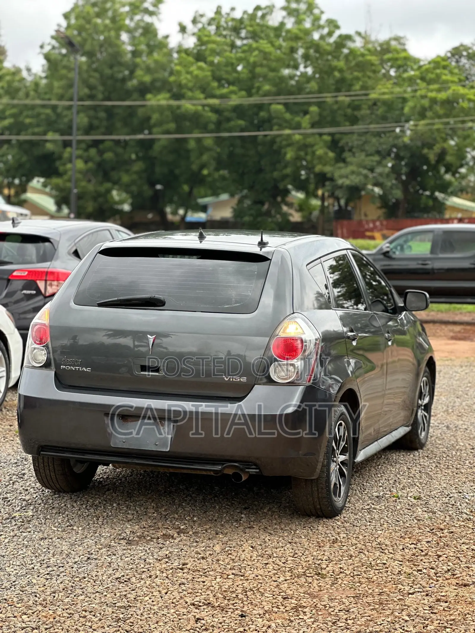 Pontiac Vibe 2008 Gray