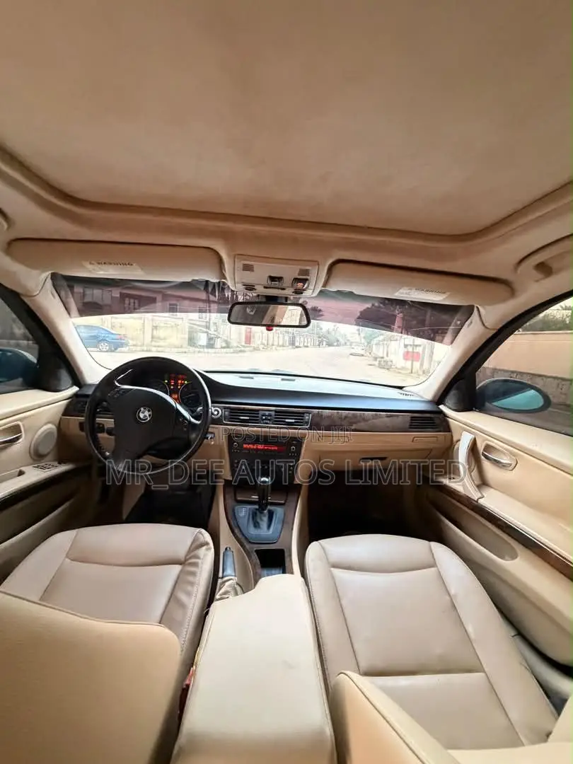 BMW 325i 2007 White