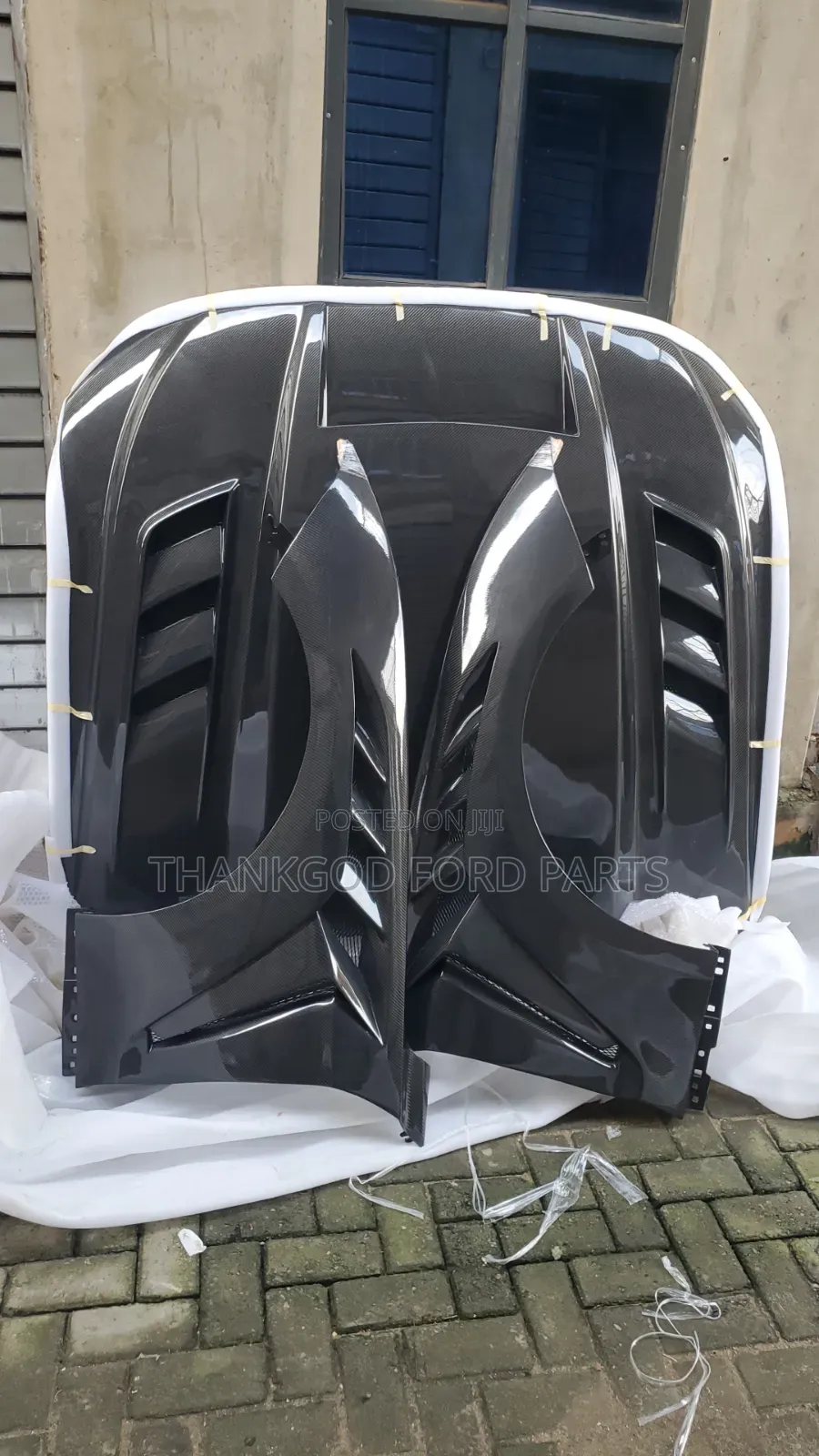 Carbon Fiber Bonnet Ford Mustang 2018-2019-2020-2021-2022-2023