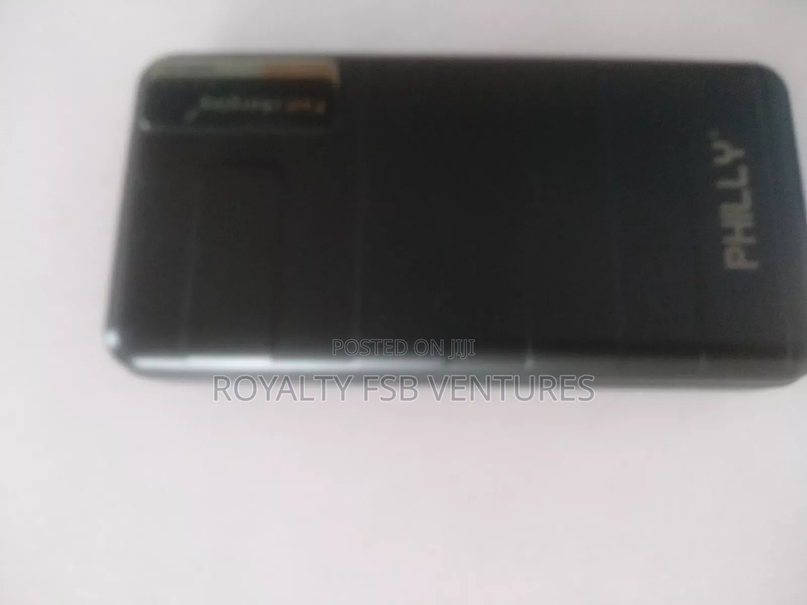 Philly 21,800 Mah Power Bank