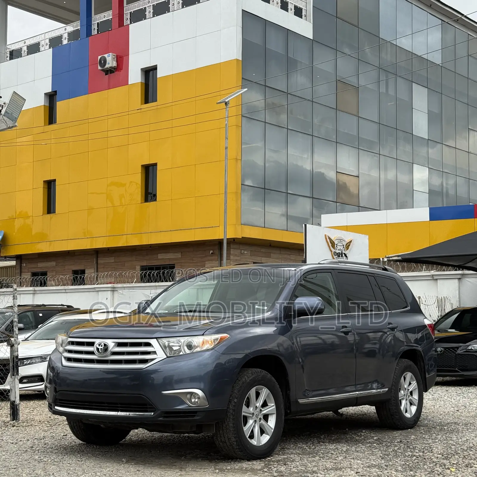 Toyota Highlander 2012 Blue