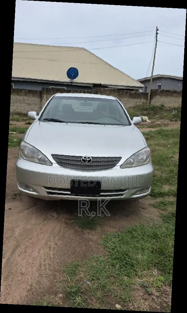 Toyota Camry 2003 Silver