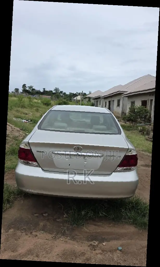 Toyota Camry 2003 Silver