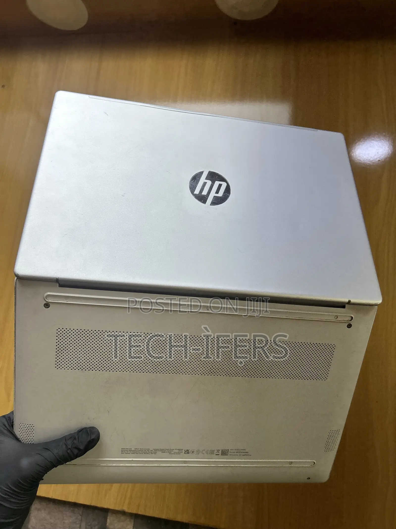 Laptop HP 14-ep0063 8GB Intel Core 3 SSD 256GB