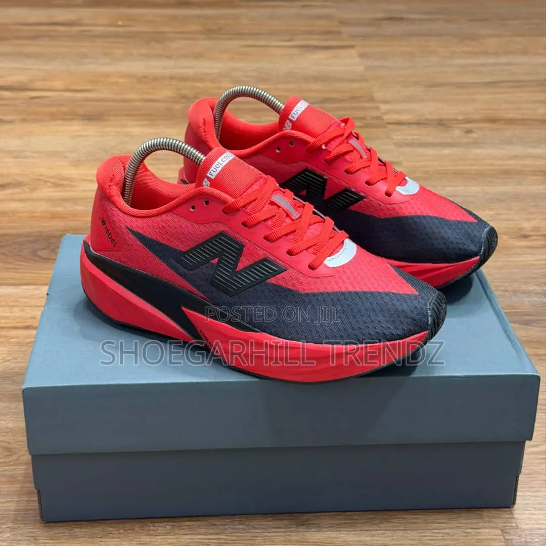 New Balance Fuelcell Rebel V5 Sneakers – Premium Performance Edition