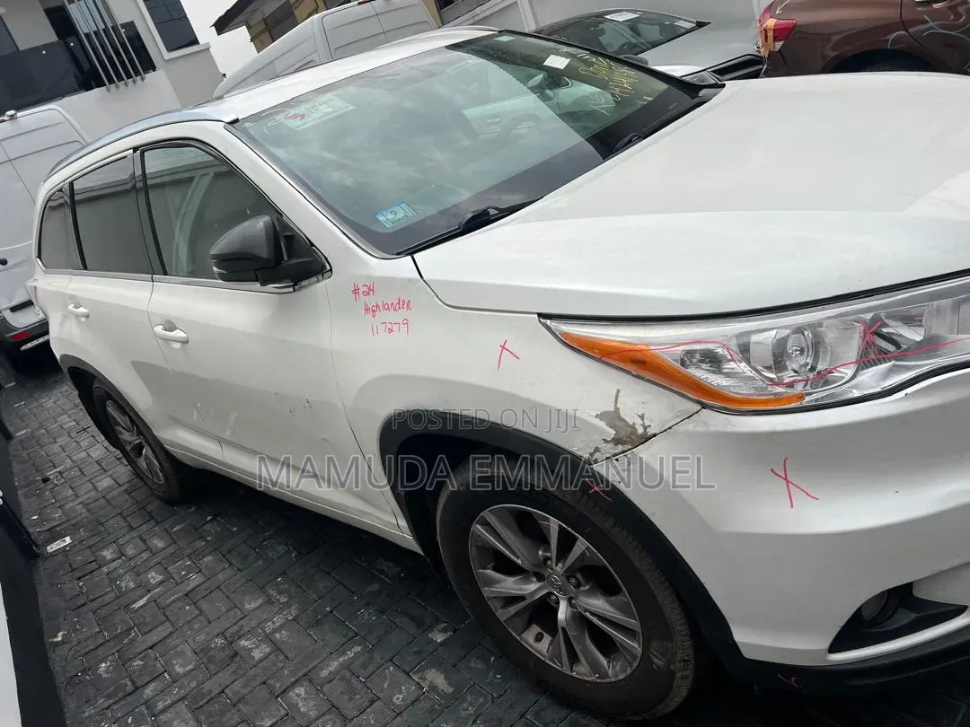 Toyota Highlander 2015 White