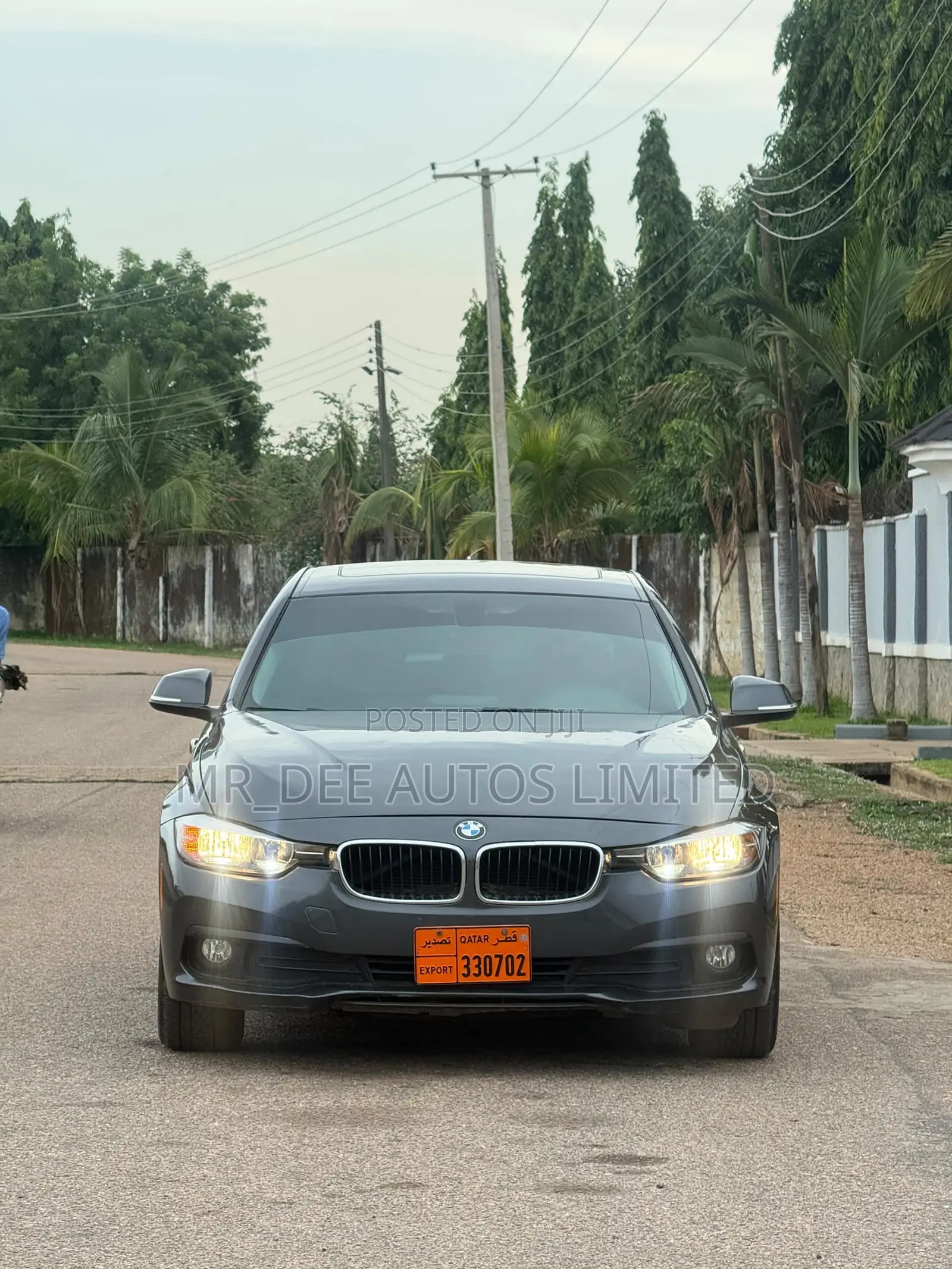 BMW 320i 2016 Gray