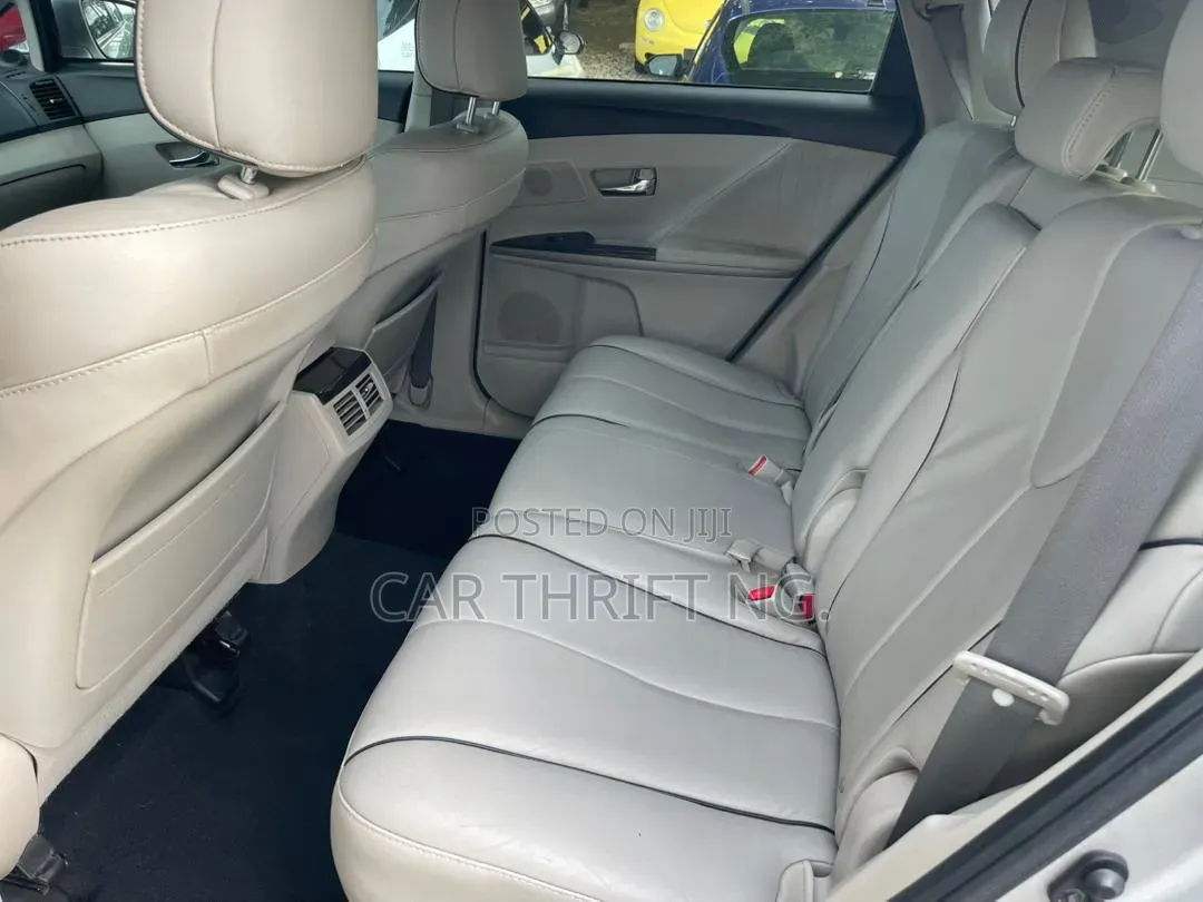 Toyota Venza 2014 Silver