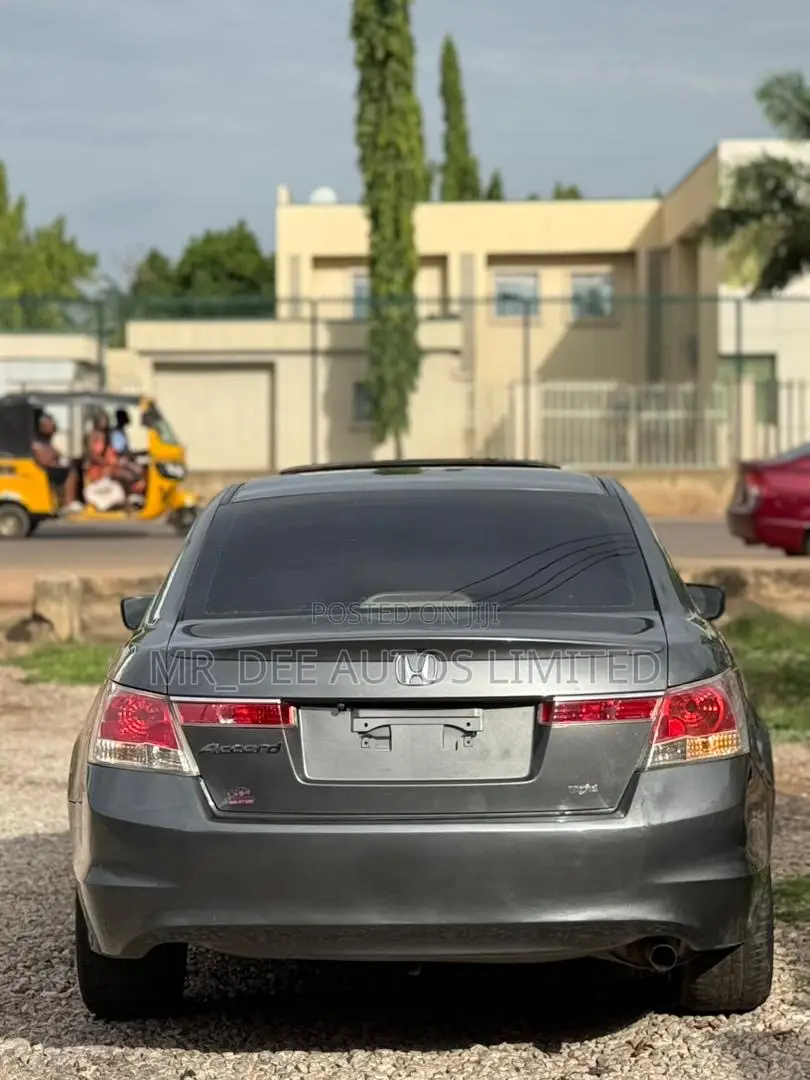 Honda Accord 2010 Gray