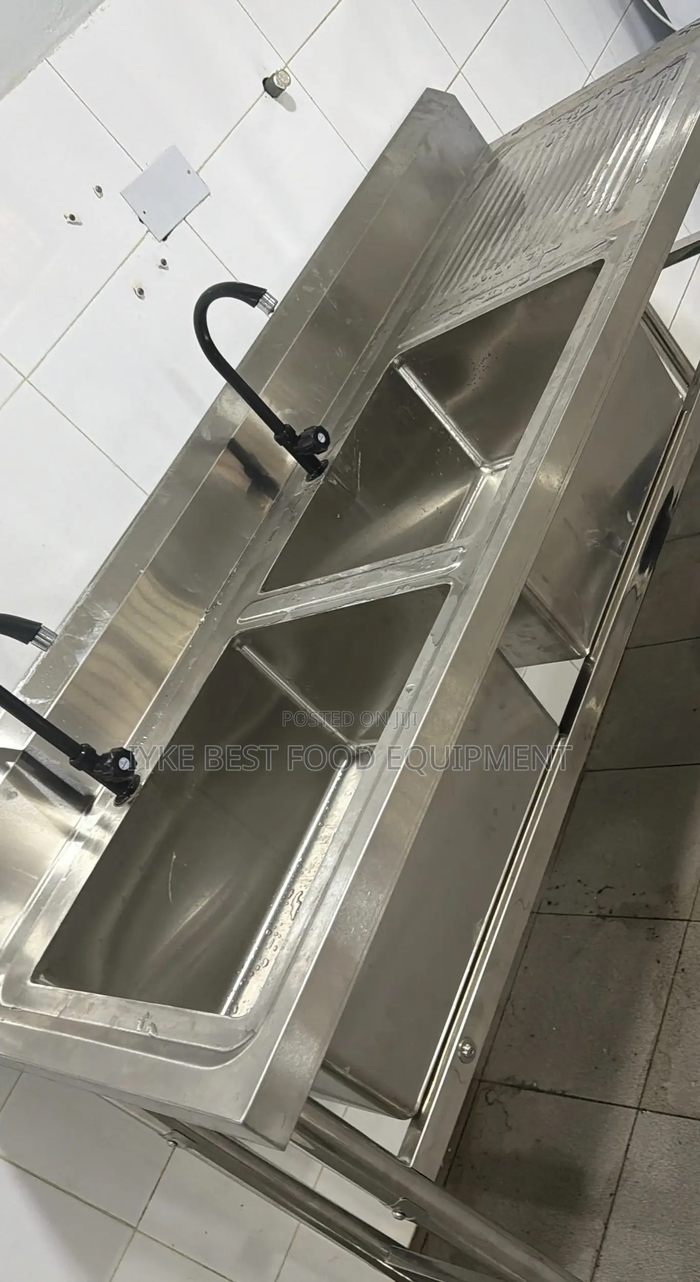 Double Sink With Side