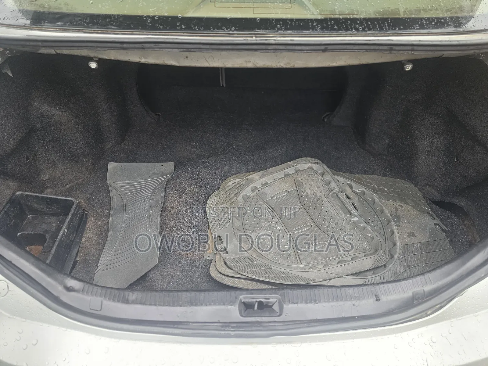 Toyota Camry LE 4dr Sedan (2.4L 4cyl 5A) 2009 Silver