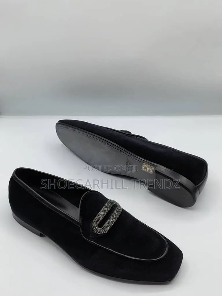 Dsquared Premium Slippers for Men – Luxury Craftsmanship