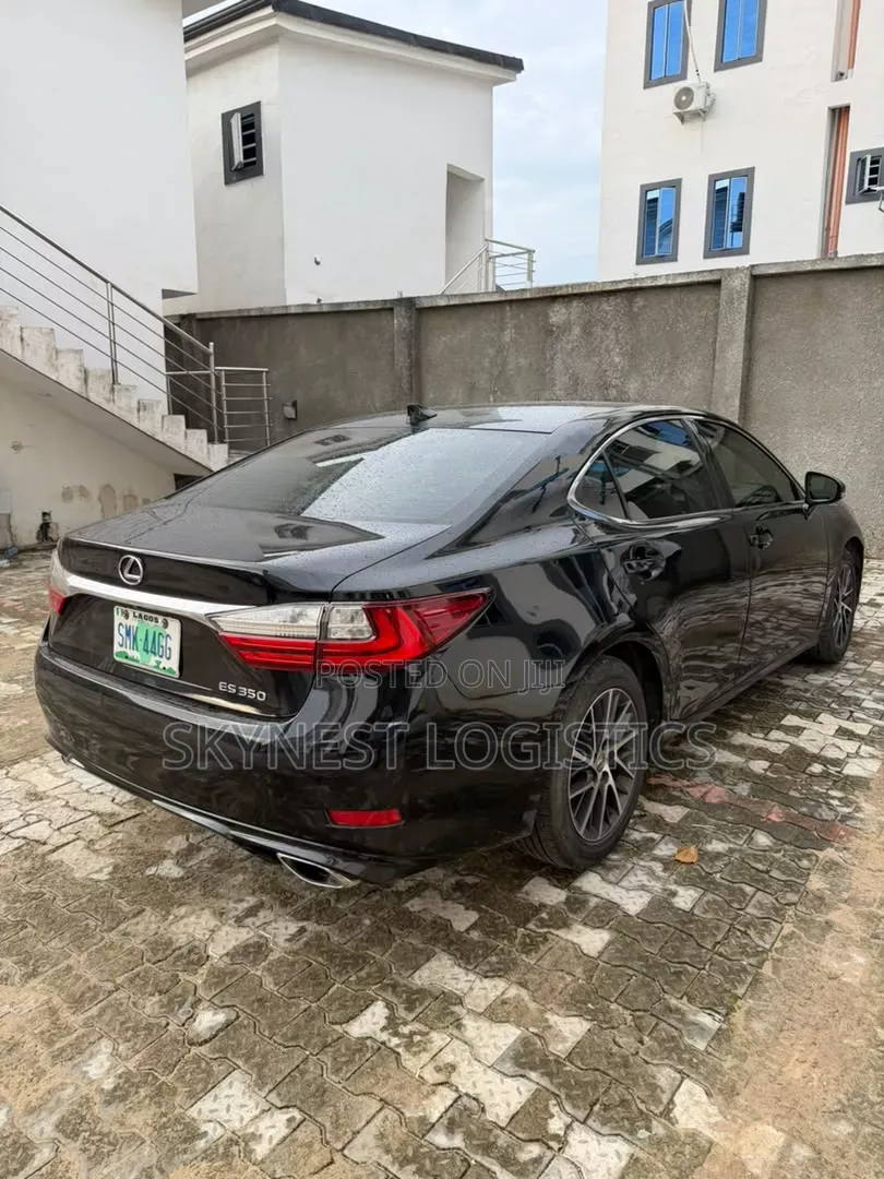 Lexus ES 2016 Black