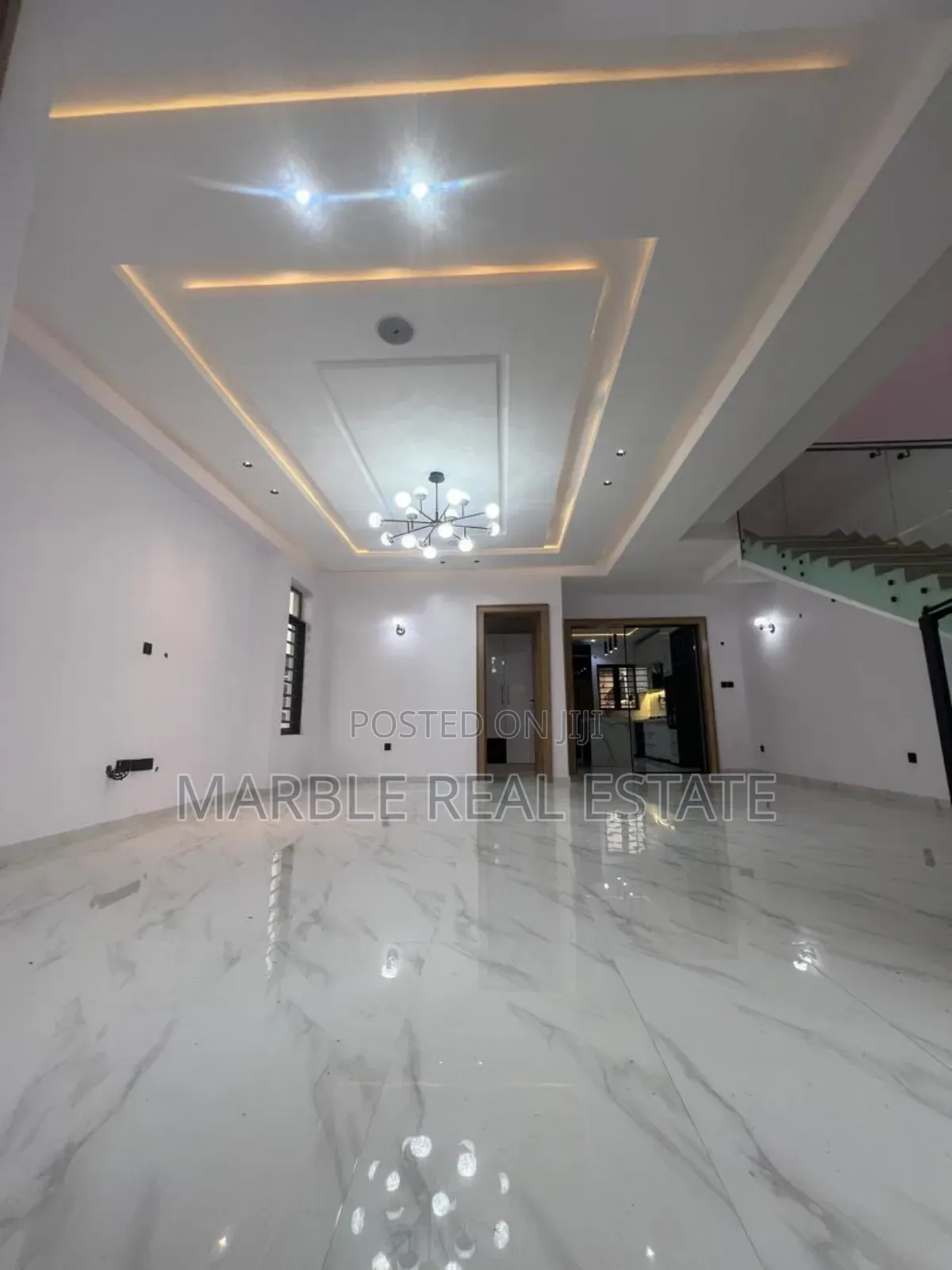 4bdrm Duplex in Pakuro for sale