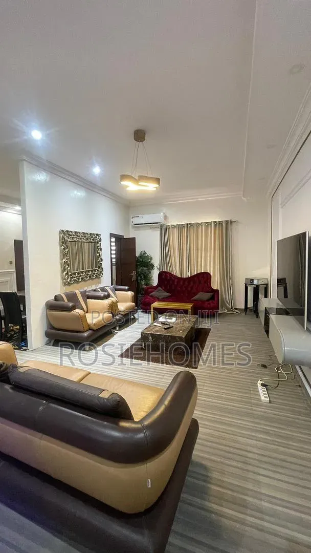Furnished 3bdrm Duplex in Chevron Drive for rent