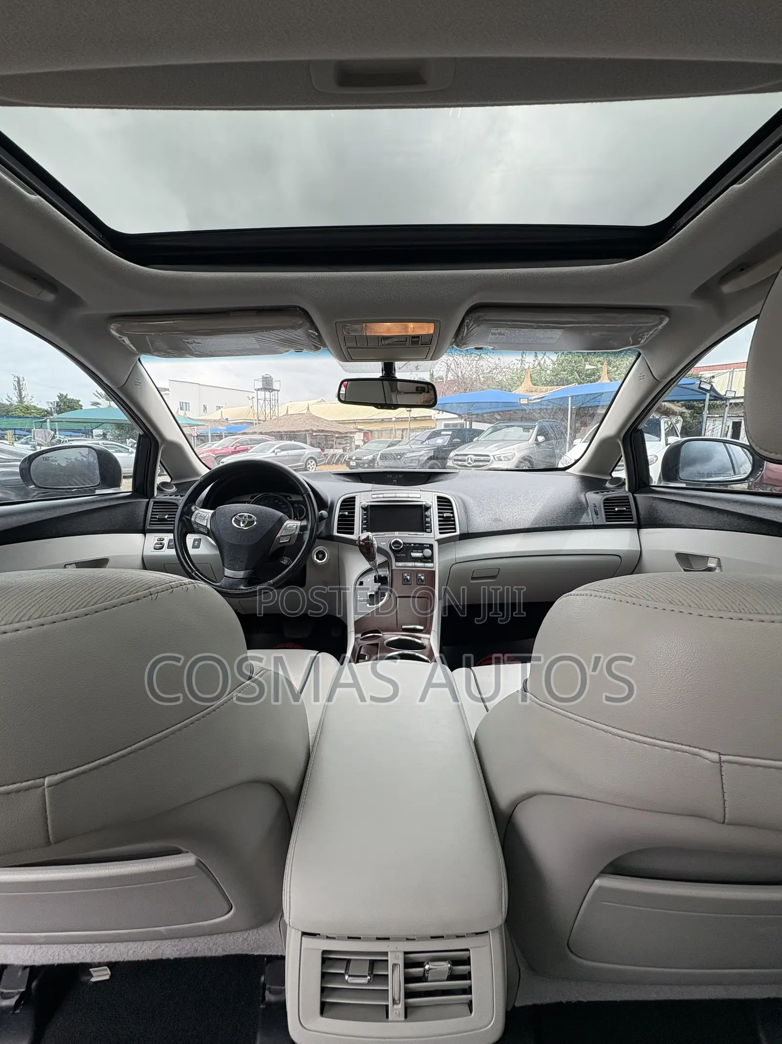 Toyota Venza 2011 Silver