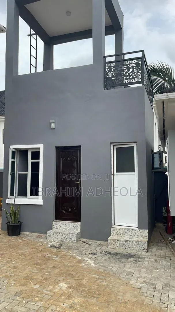 4bdrm Duplex in Ogudu Orioke for sale