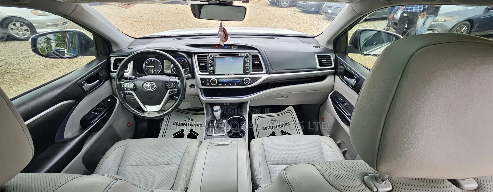 Toyota Highlander Limited Platinum 2019 White