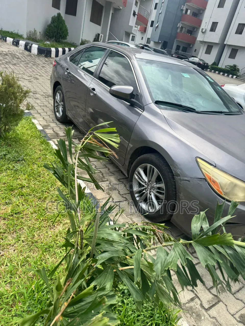 Toyota Camry 2016 Gray
