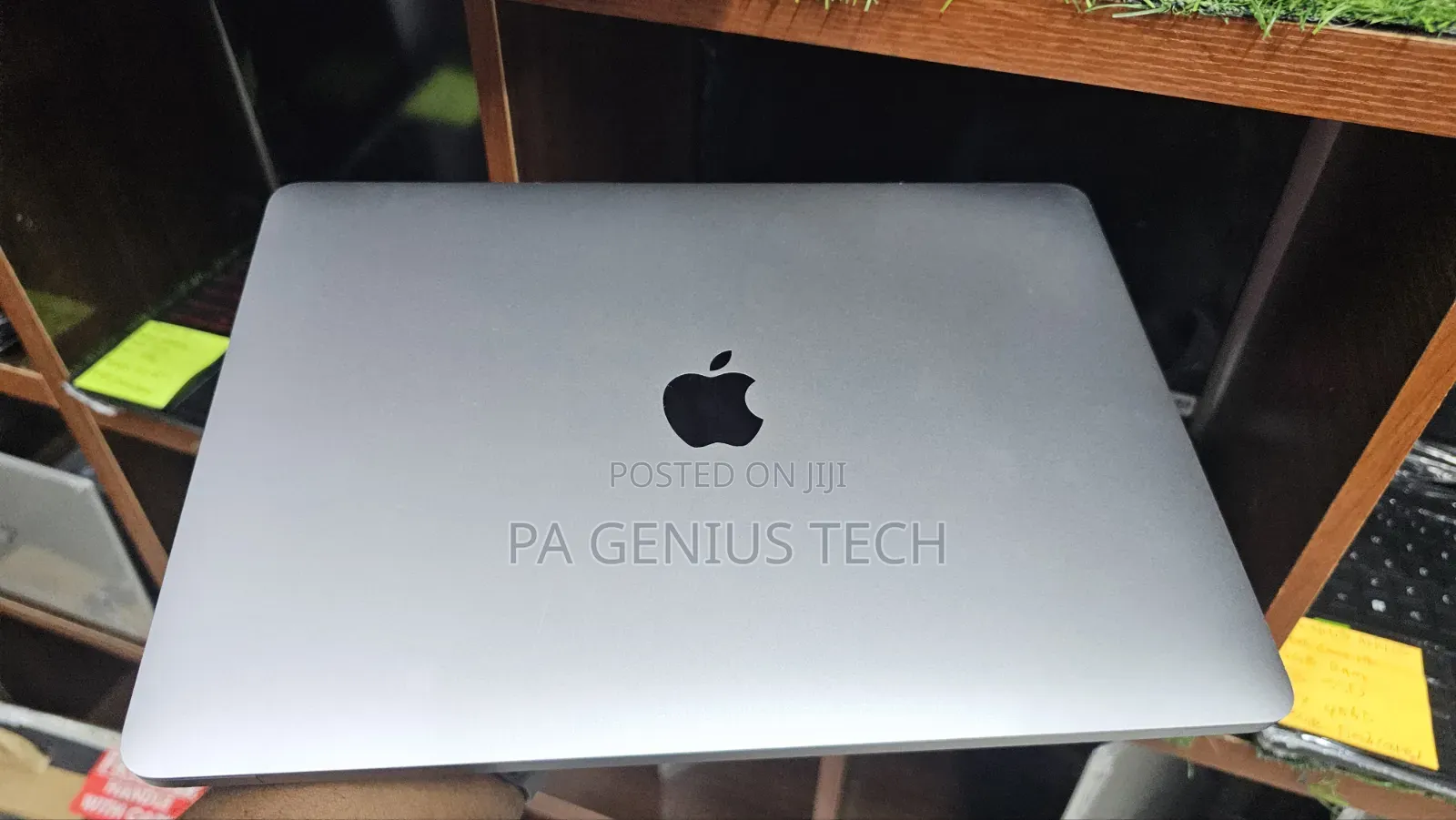Laptop Apple MacBook Air 2020 16GB Intel Core i5 SSD 256GB