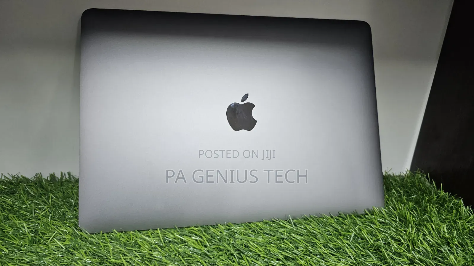 Laptop Apple MacBook Air 2020 16GB Intel Core i5 SSD 256GB