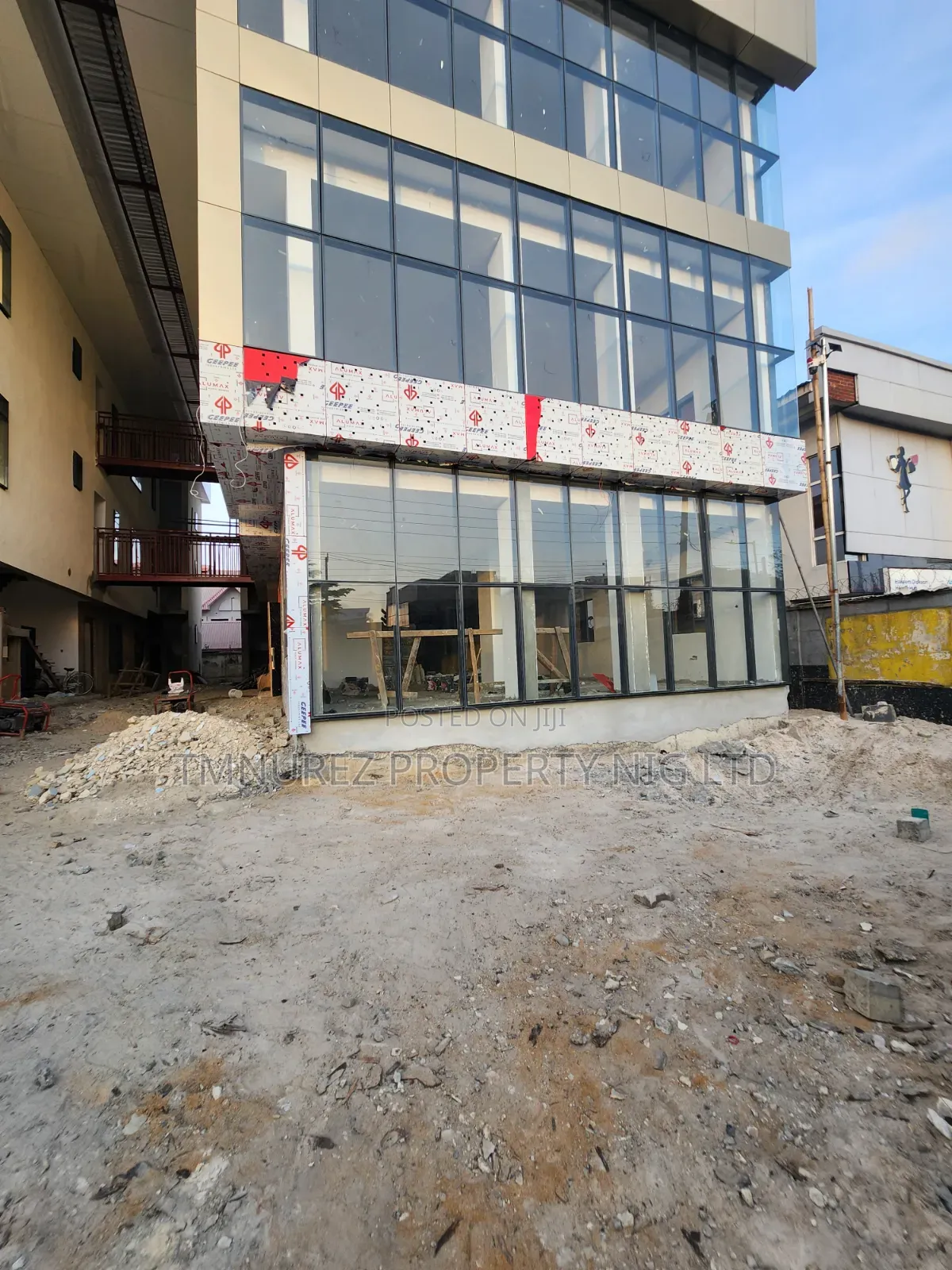 Shops Space for Rent Lekki Phase1