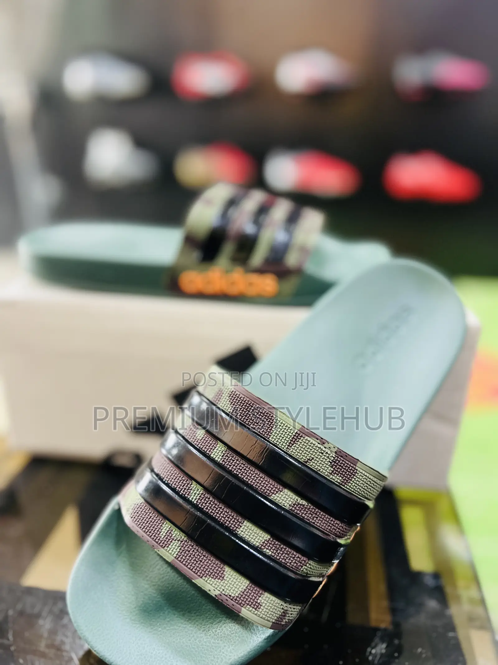 Adidas Adilette Slides