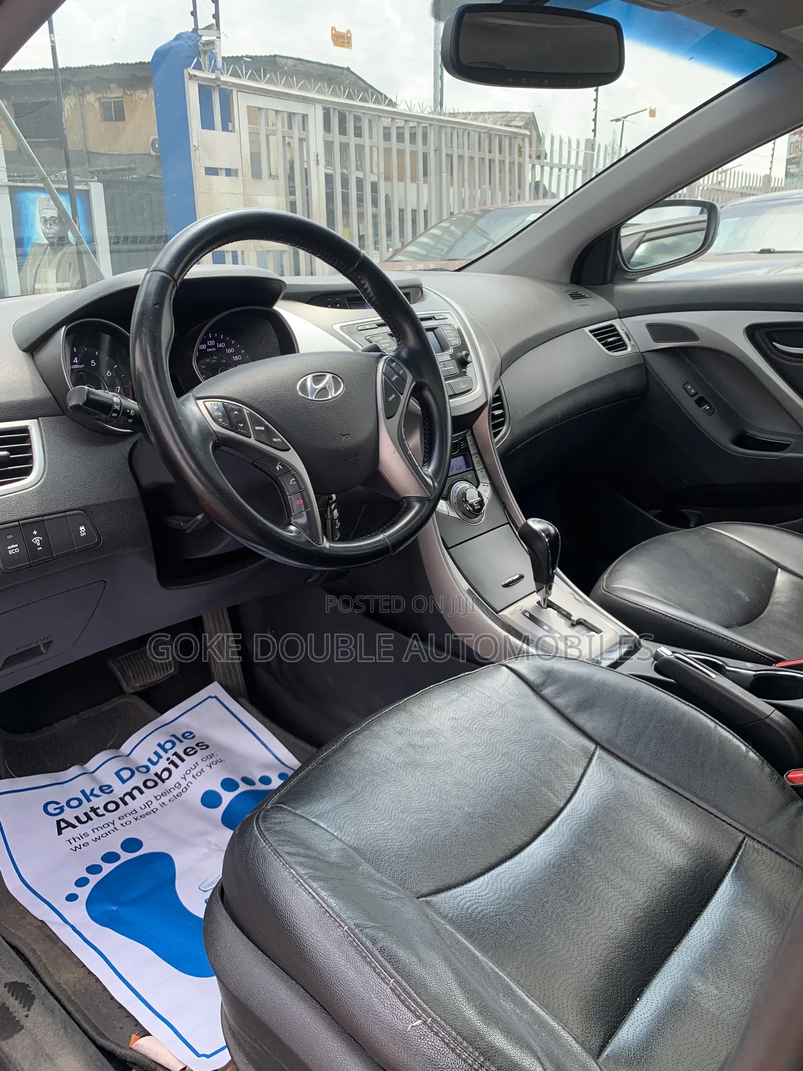 Hyundai Elantra 2013 Red