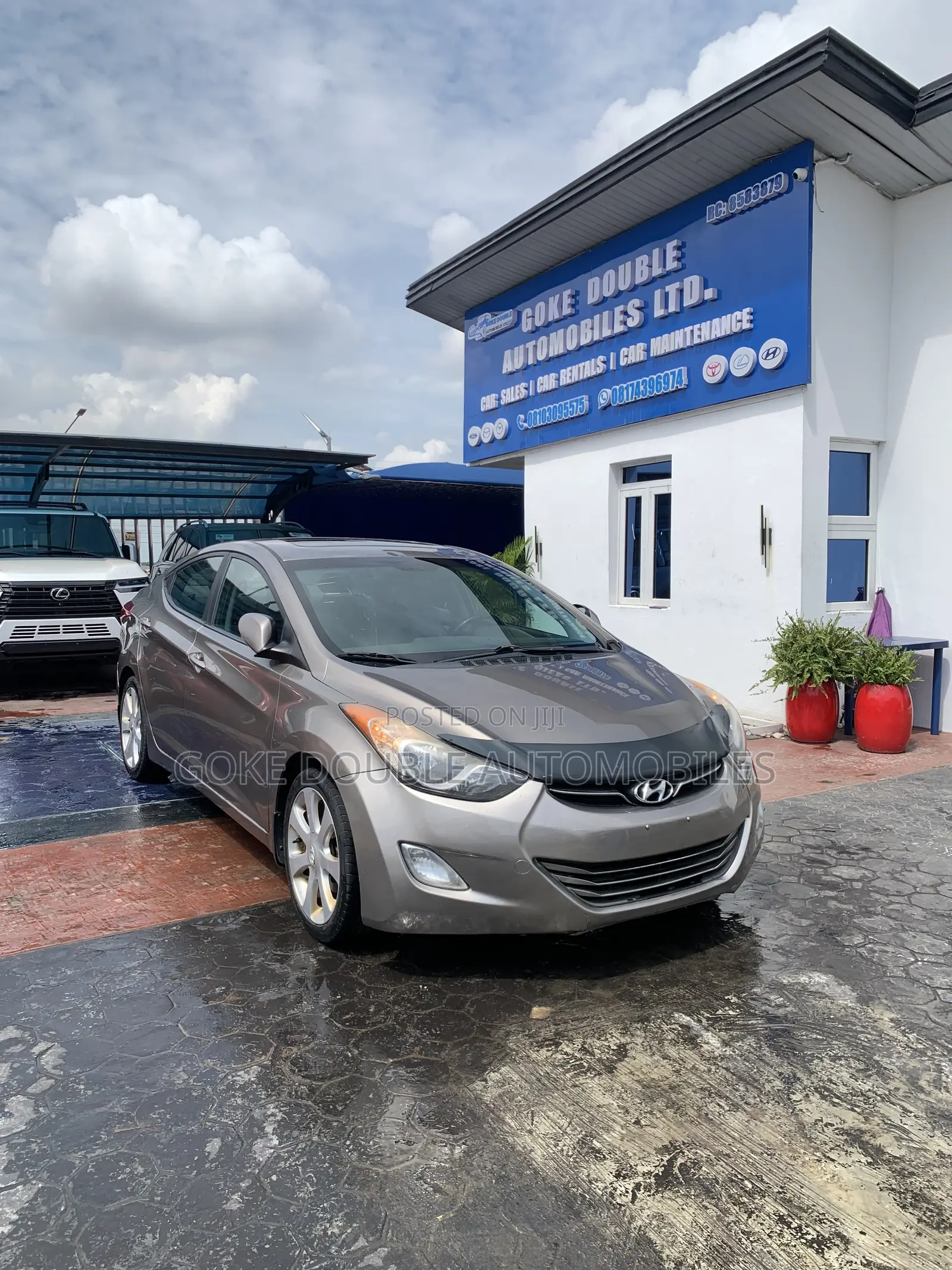 Hyundai Elantra 2013 Red