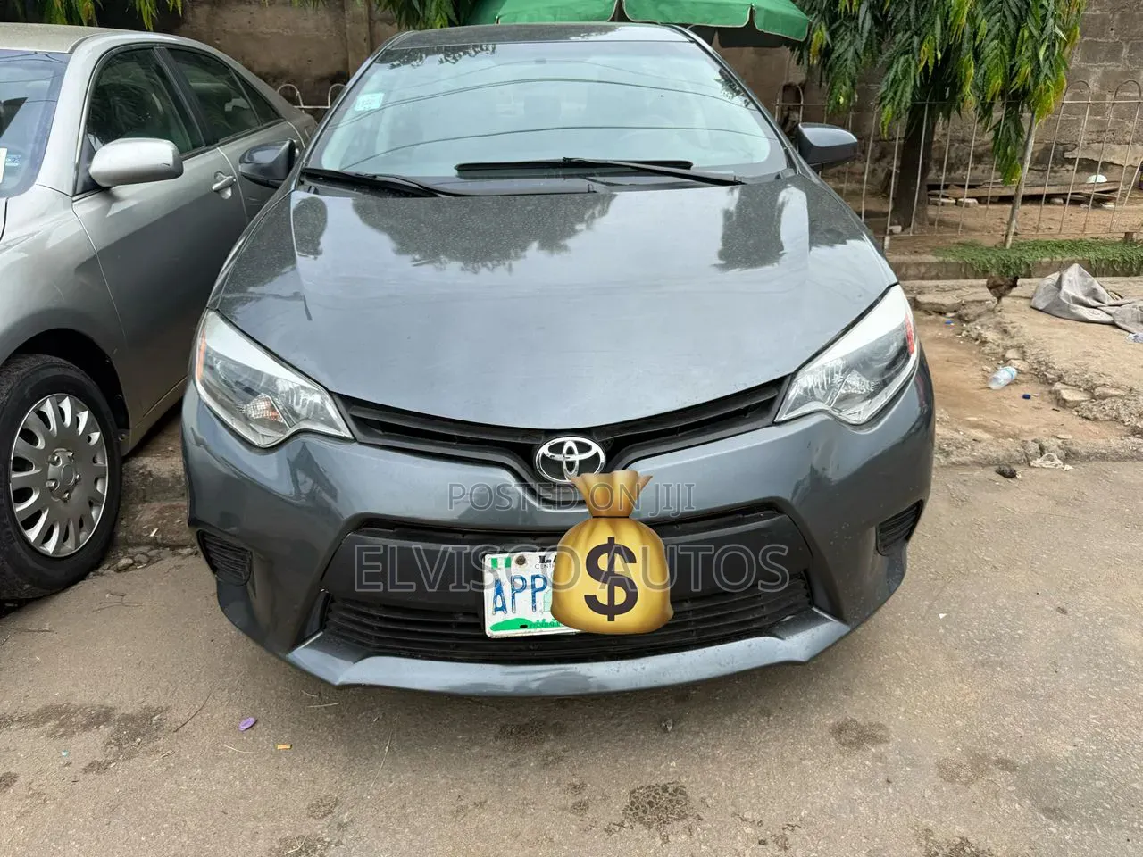 Toyota Corolla LE Premium 4dr Sedan (1.8L 4cyl CVT) 2015 Blue