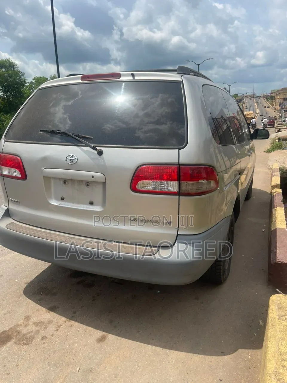 Toyota Sienna CE 2002 Silver