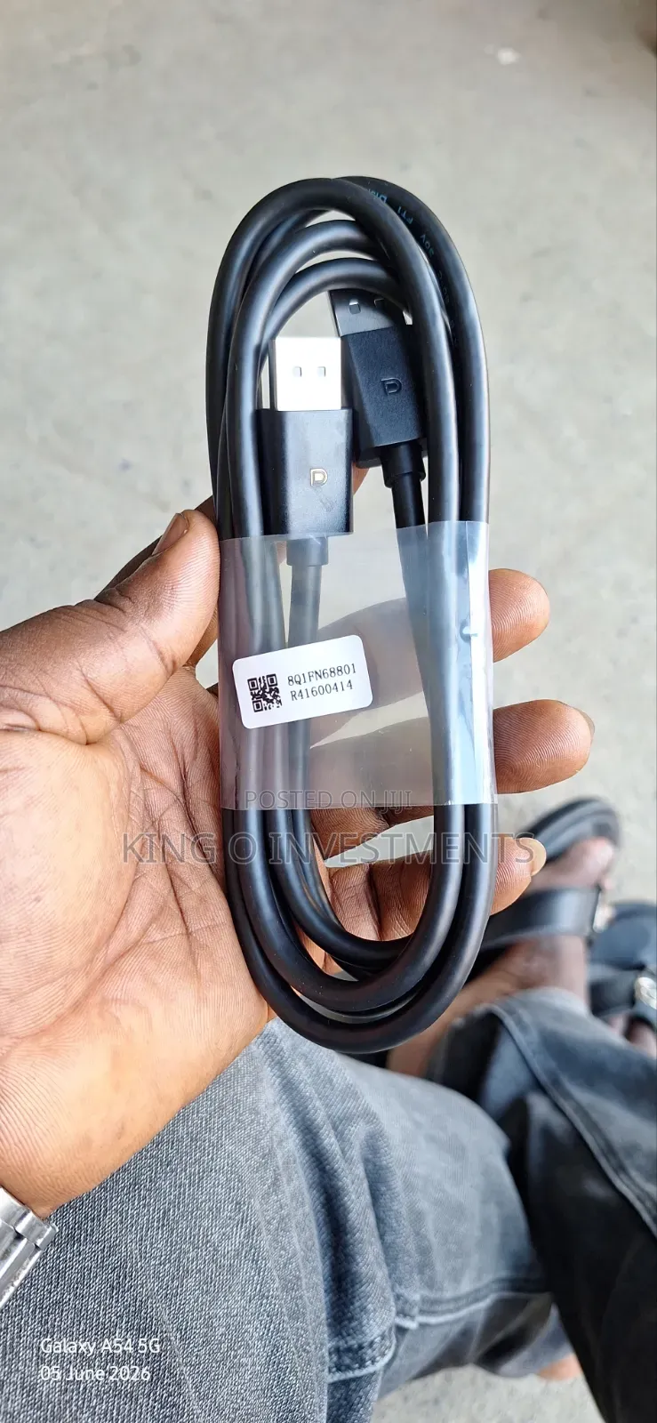 Display to Display Cable