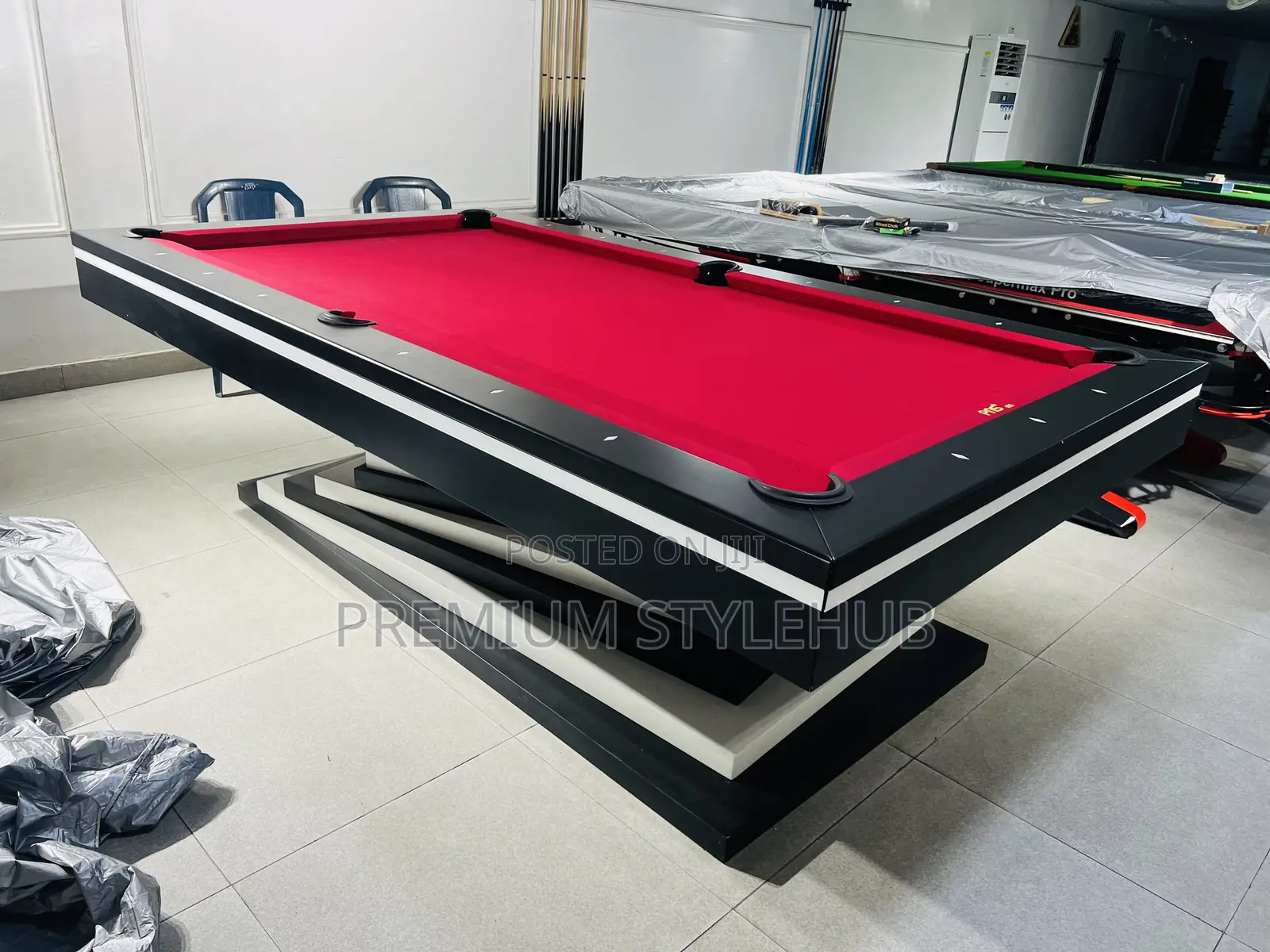 Luxury Pool Table