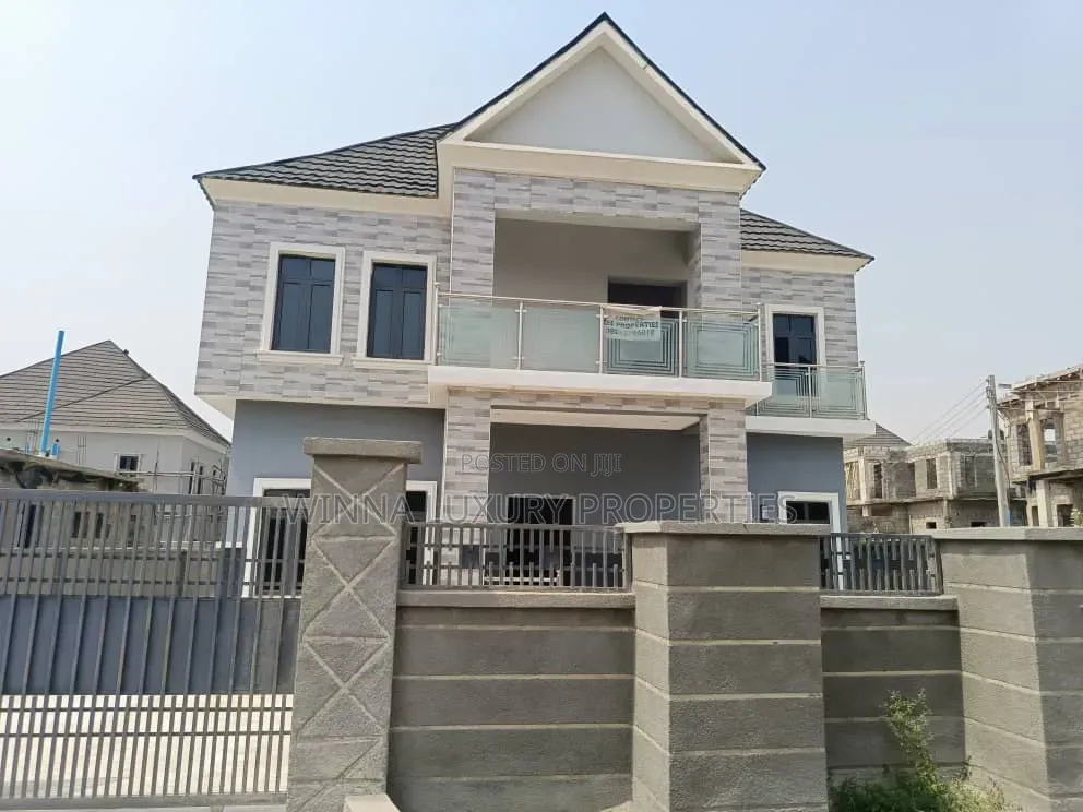 5bdrm Duplex in Victoria City Estate, Lugbe District for sale
