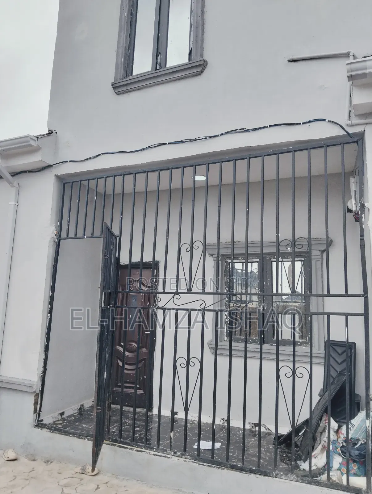 1bdrm Apartment in Military Zone, Lugbe District for rent